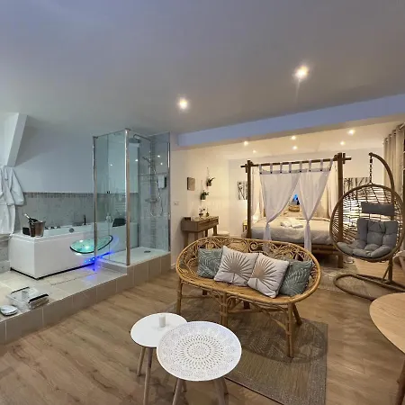 Parenthese Love - Bali Mon Amour Suite Balneo Spa Proche Orly-Paris La Ville-du-Bois Exterior photo